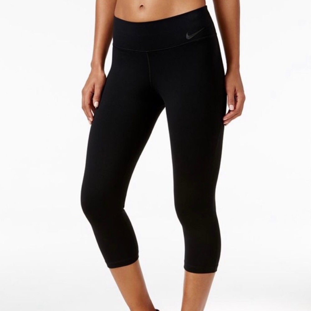Nike Dry-Fit Cropped Leggings